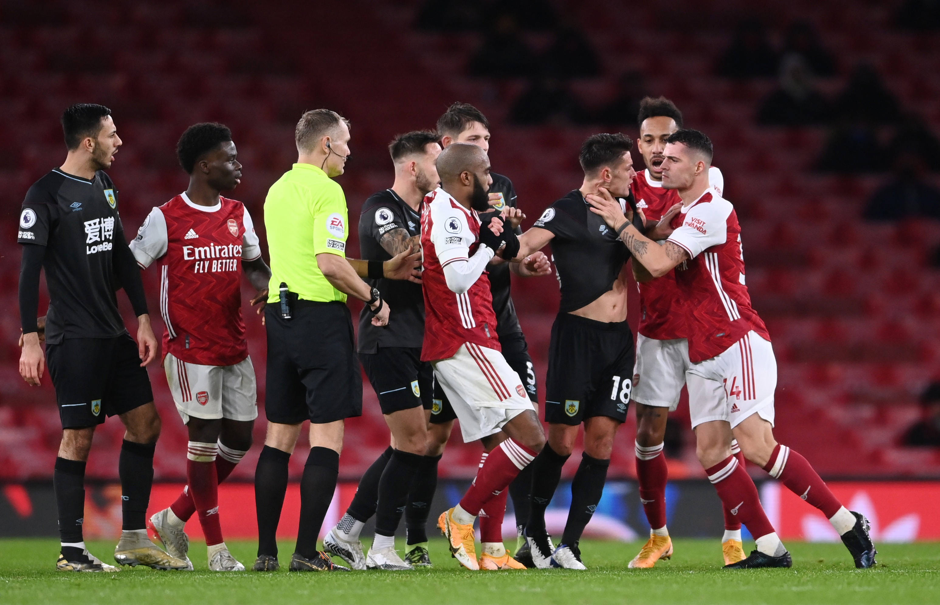 并从三位巨 并从三位巨